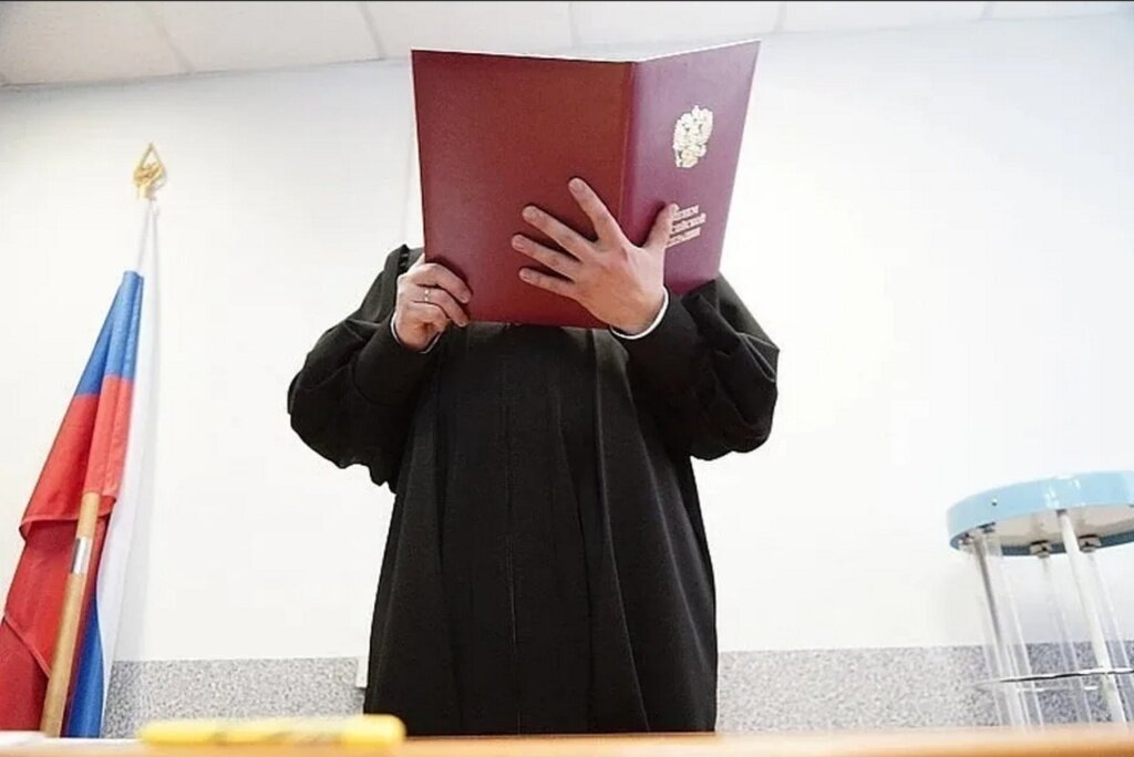 В Твери за разбой и убийство пожизненный срок получил убийца, его жена-подельница – 16 лет колонии