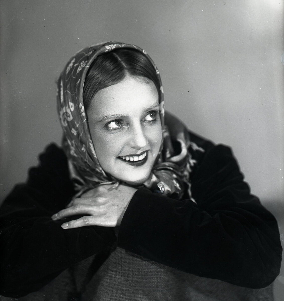      , 1933