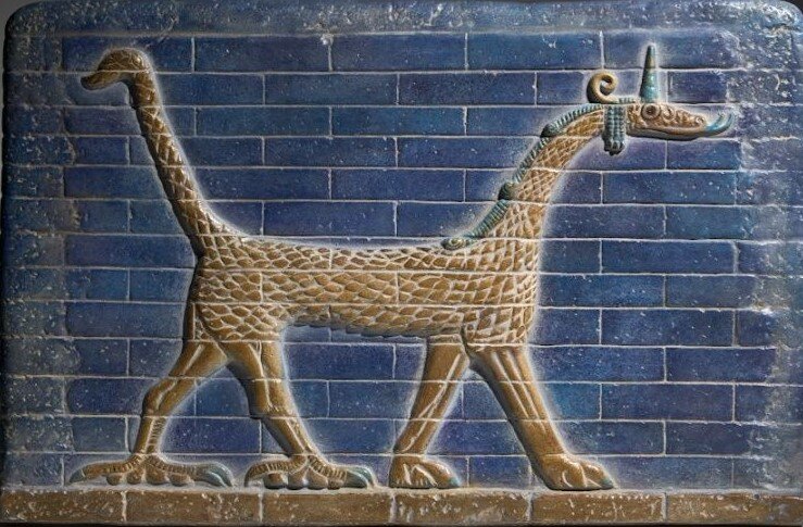 Решайте сами: перед вами именно то изображение дракона (или нет?) с ворот Иштар в Вавилоне.
