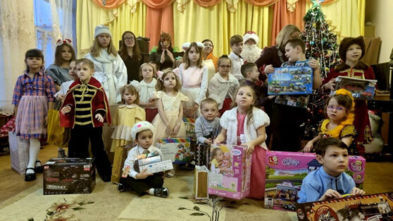    Фонд "Дети России" провел акцию "Новогоднее чудо" Пётр Сергеев
