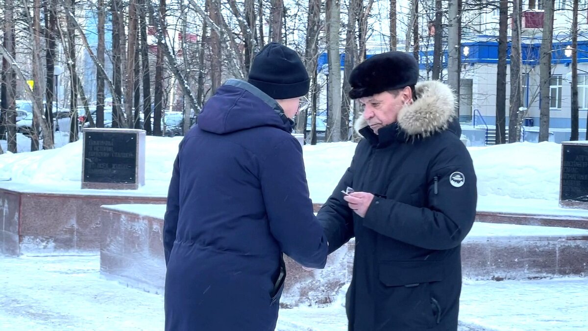    В Сургуте участники СВО получили награды