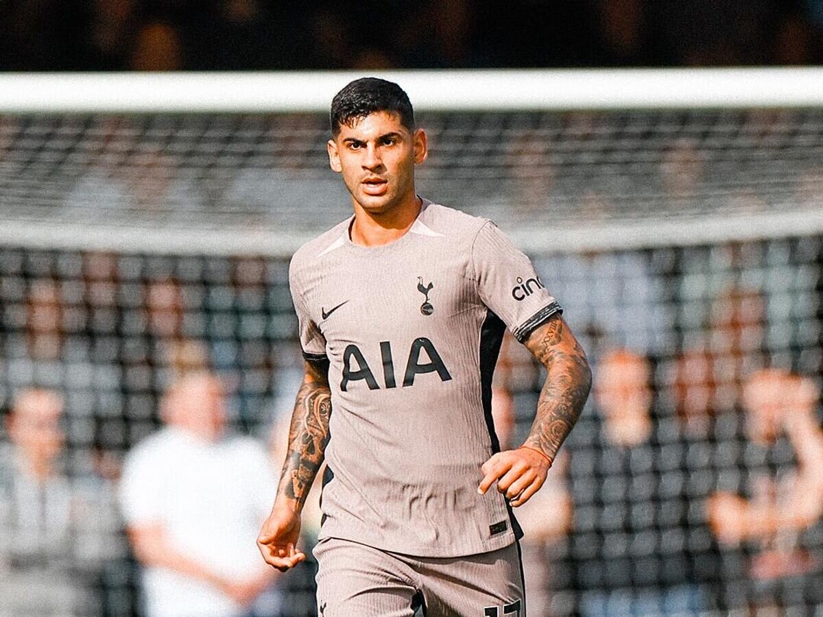    Защитник "Тоттенхэм Хотспур" Кристиан Ромеро в матче АПЛ© пресс-служба клуба "Тоттенхэм Хотспур"