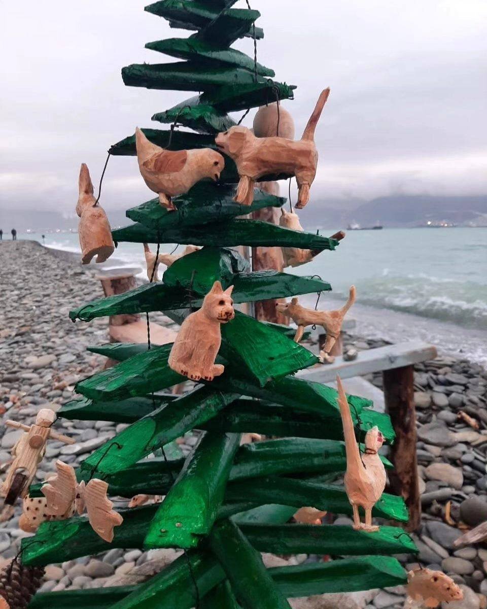 Фото  автора.Как хорошо, что есть такие умельцы, дарят добро и позитив.