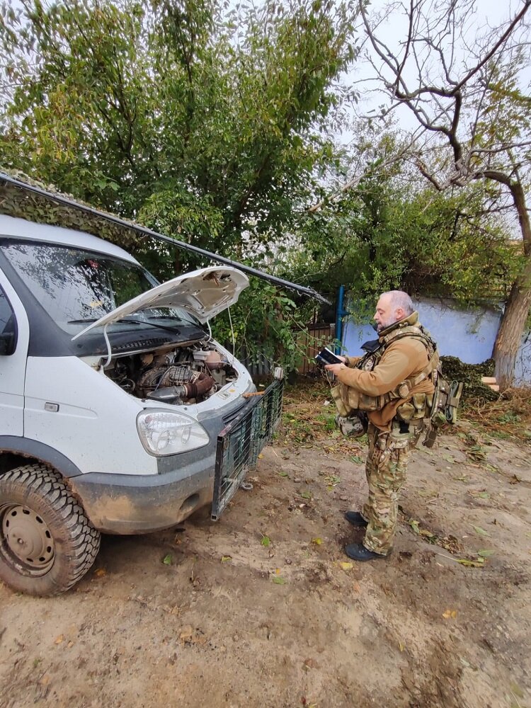    В зону СВО батюшка ездить в полном обмундировании. Фото: АиФ-Северный Кавказ/ Вячеслав Бочаров