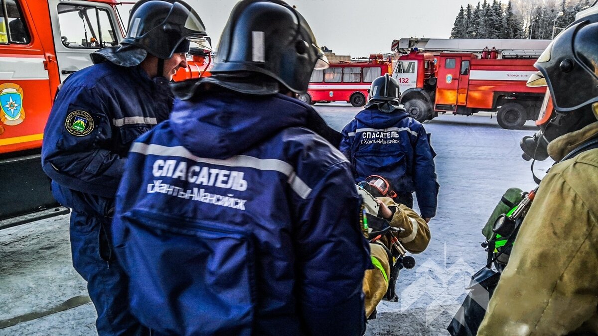    Спасатели Югры отмечают профессиональный праздник