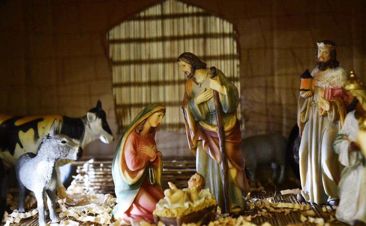 Светлый праздник Рождества Христова - один из 12 важнейших праздников, который отмечают христиане по всему миру. С одной разницей: датой, когда он празднуется.-2