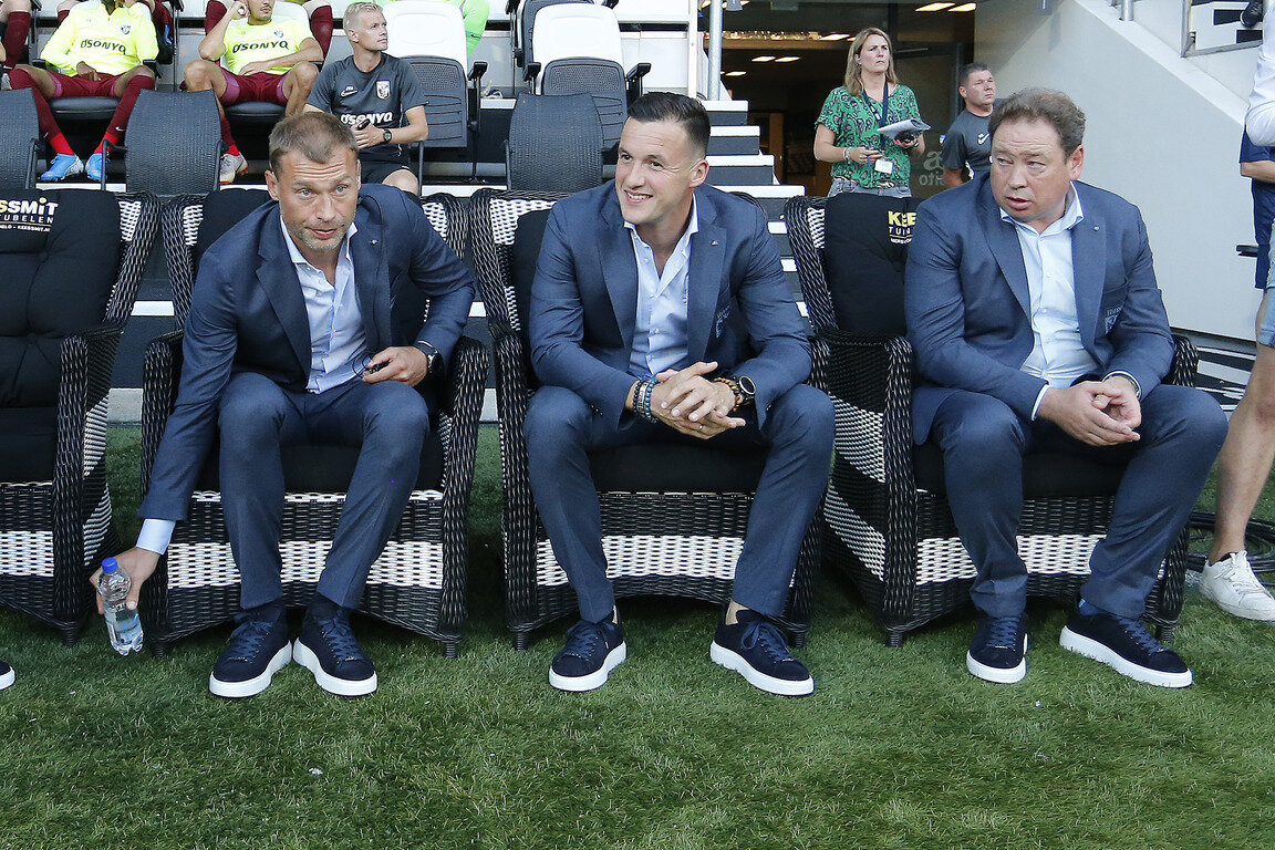 В. Березуцкий, о. Яровинский, Л. Слуцкий - за последние 5 лет стали практически неразлучны. Источник фото: www.sport.business-gazeta.ru