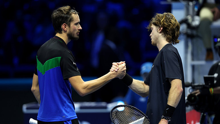    Даниил Медведев и Андрей Рублев. Getty Images