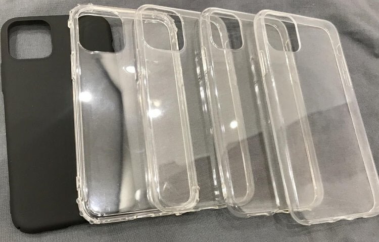    Отмыть можно цветной и даже прозрачный чехол