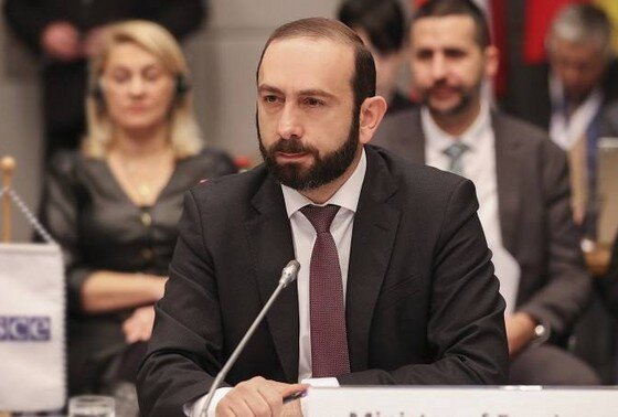    Арарат Мирзоян