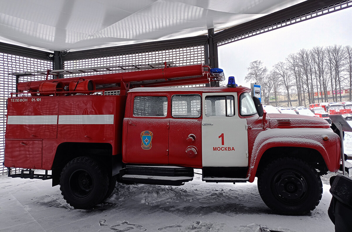 Выставка пожарной и спасательной техники на ВДНХ | ФотоОхота на автомобили  | Дзен