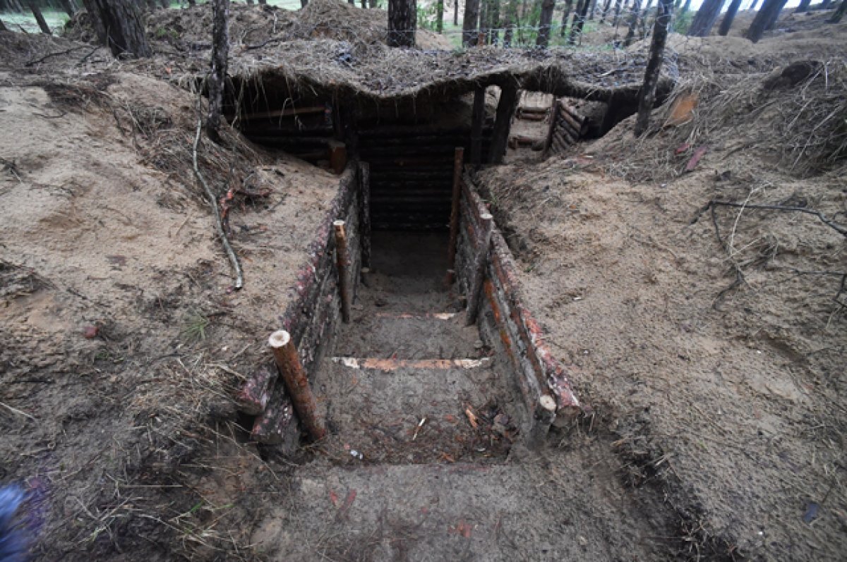    Траншеи на позиции ВС РФ.