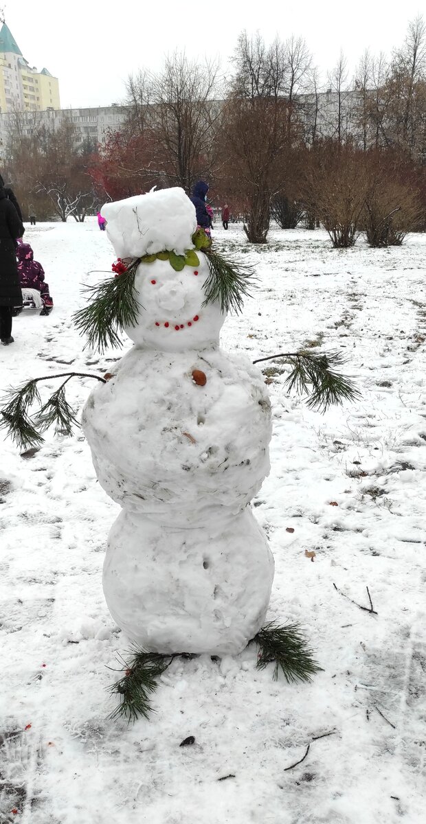 Со снегом у нас в этом году не очень...