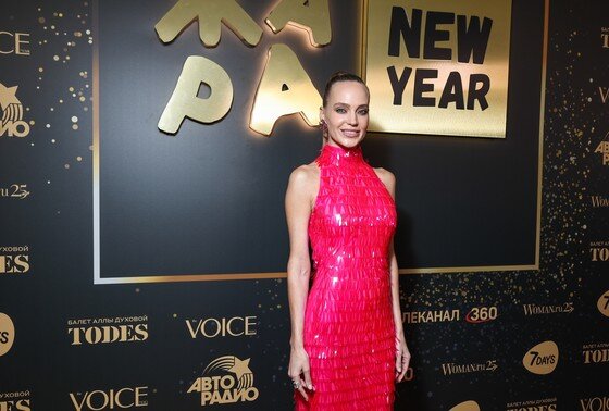    Глюкоза на новогоднем шоу «Жара»