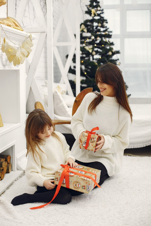 Новогодний подарок дочери