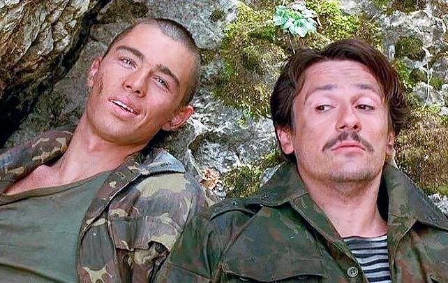 С Олегом Меньшиковым в фильме "Кавказский пленник".