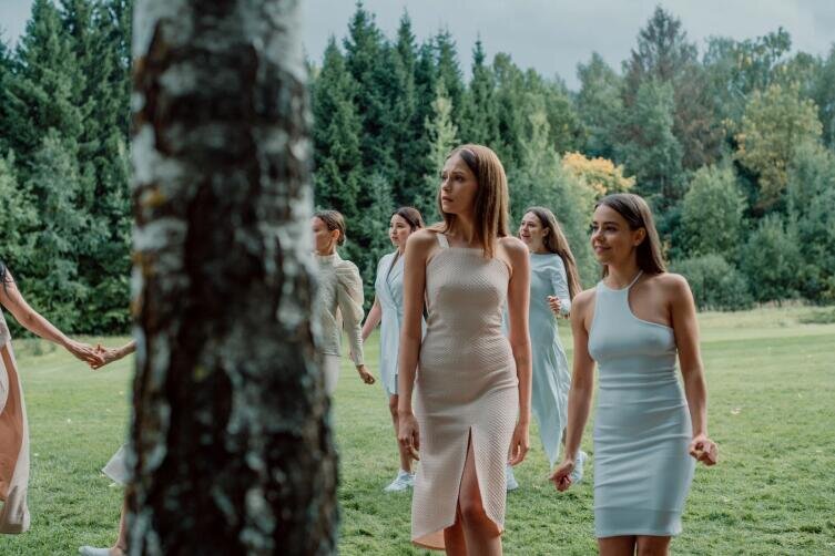    Кадр из сериала «Два холма»