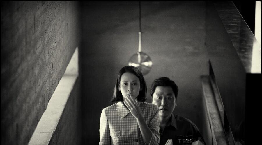    Корейское кино: о чем расскажет фильм «Паразиты»? Кадр из фильма "Паразиты"