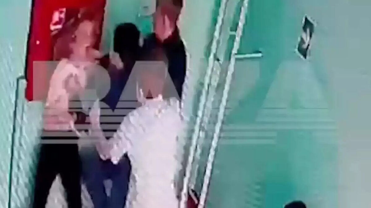 Драка сыновей. Драка сыновей