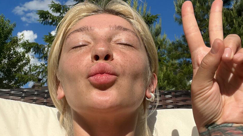     Настя Ивлеева. https://t.me/ivleeva360