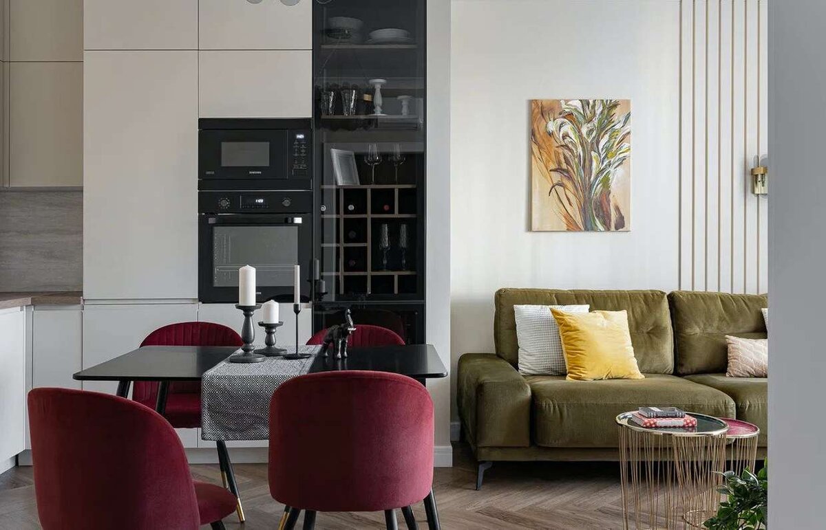 Дизайн: Александра Хасанова