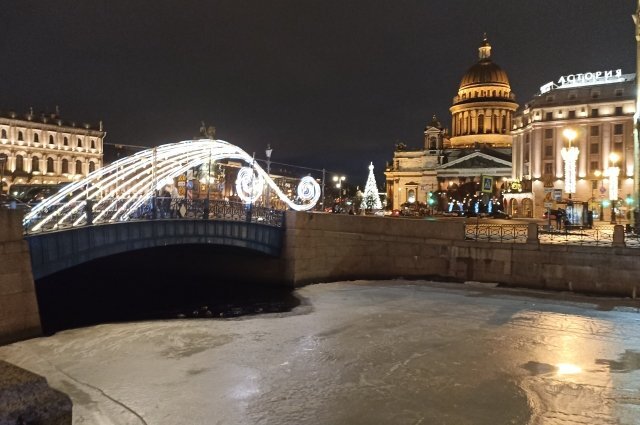    Какая погода будет на Новый год-2024 в Петербурге?