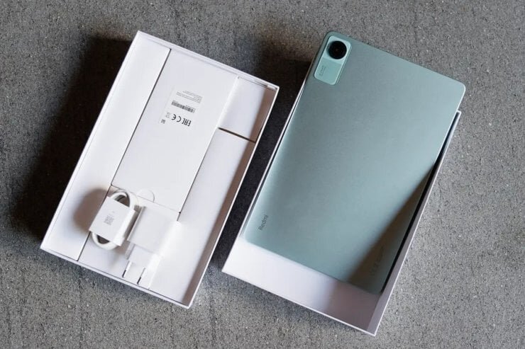    В дизайне Redmi Pad SE легко угадывается фирменный стиль Xiaomi. Изображение: vb.by