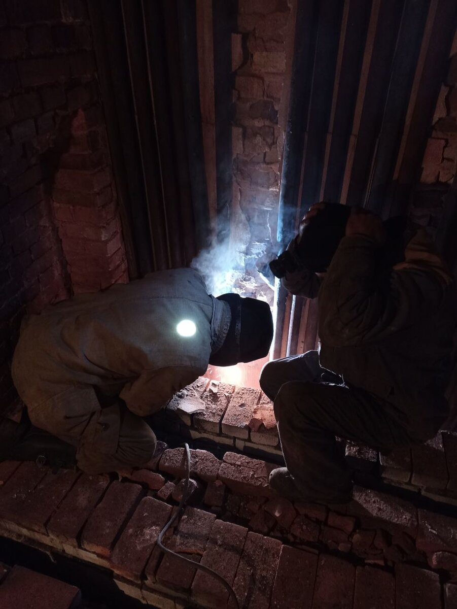 Ремонт котла в Торезе. Фото пресс-службы Минстроя ДНР