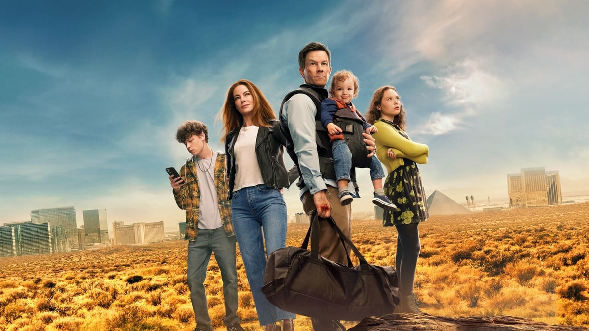 Постер фильма «The Family Plan» / фото: ladyglam.net