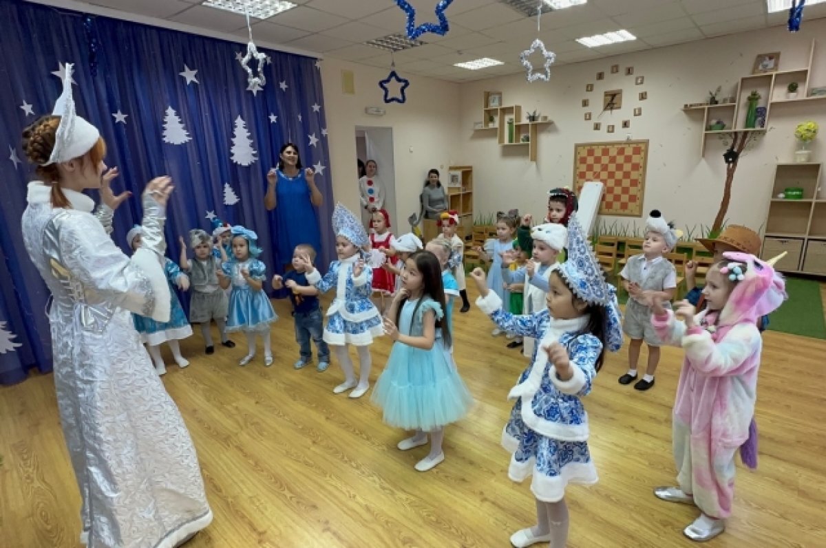    Нефтяники организовали детские новогодние утренники в сёлах Оренбуржья