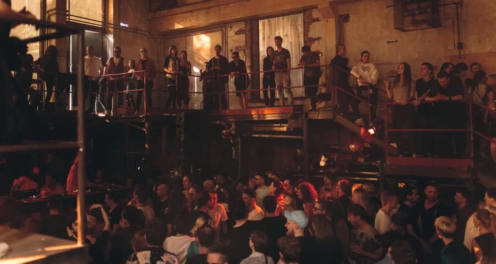 Московский клуб "Мутабор" в настоящее время закрыт, проводится проверка.