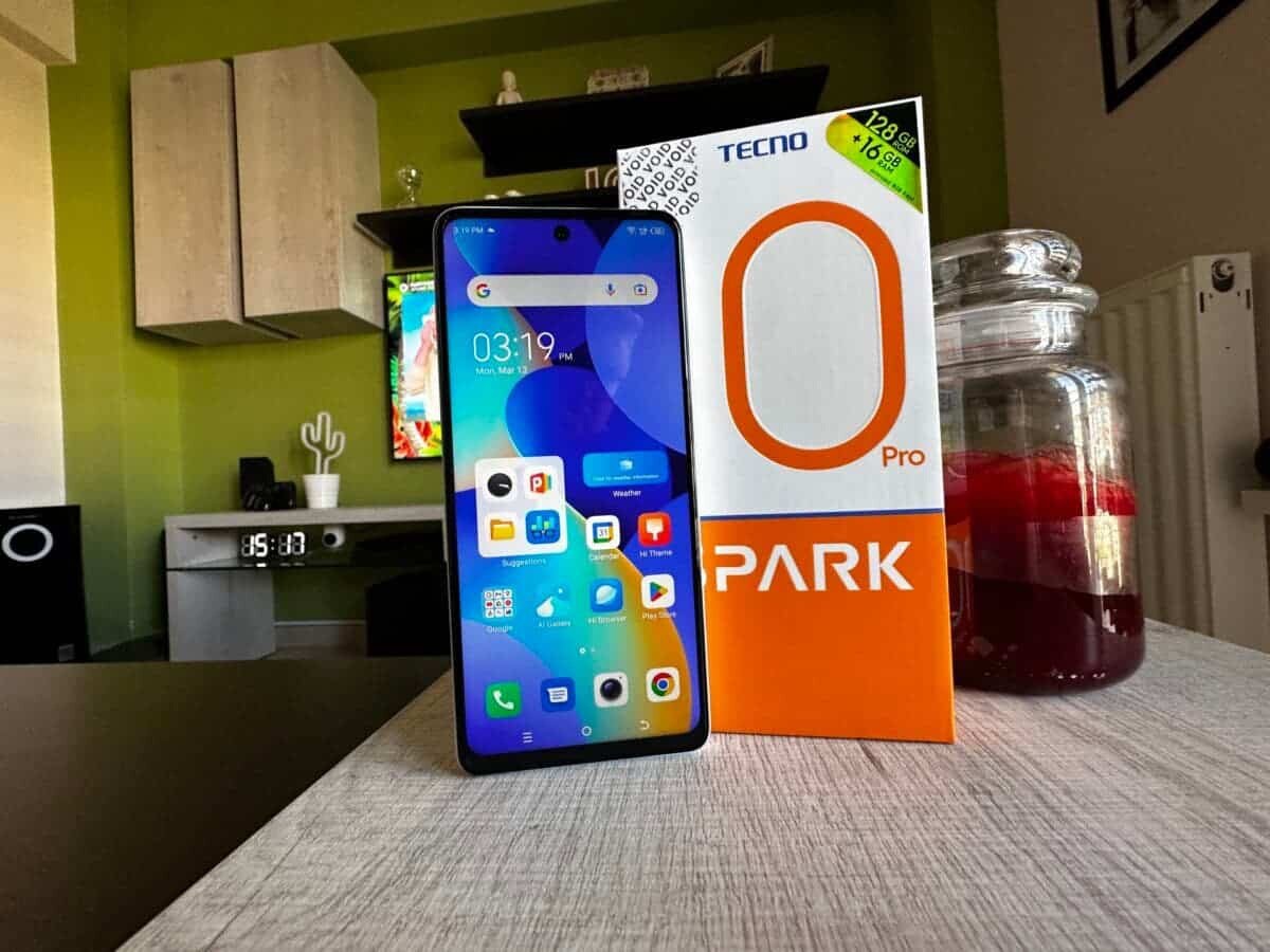    TECNO Spark 10 Pro имеет экран с оптимальной яркостью и нормальную батарею. Источник: gizchina.com