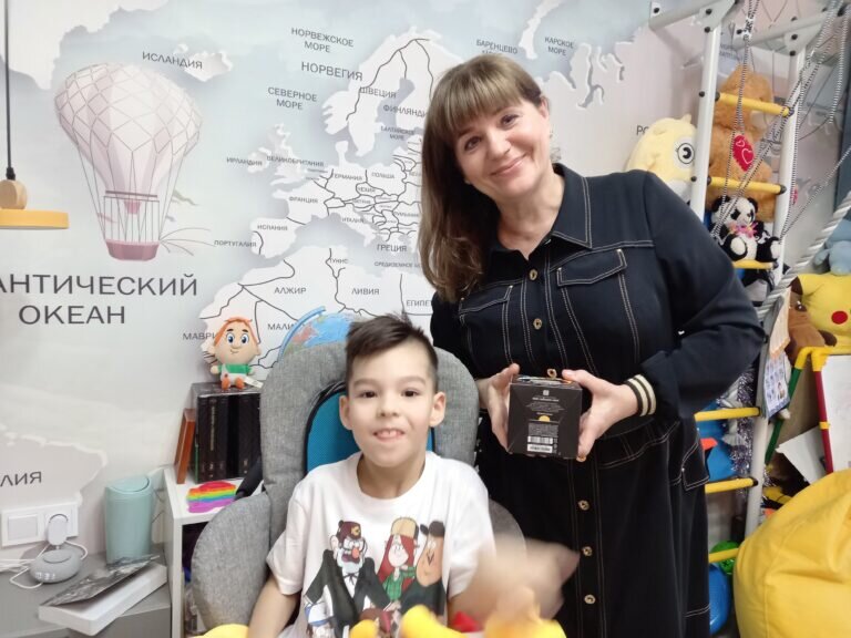    «Елка желаний»: Общественная палата Оренбуржья исполнила желания особенных детей Марина Шарт