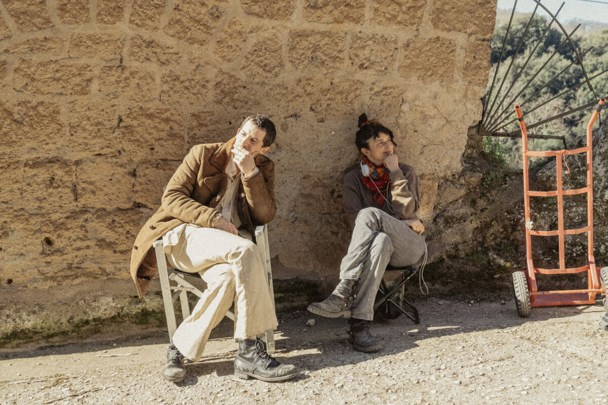       Джош О’Коннор и Аличе Рорвахер на съемках фильма «Химера» Фото: Canal+