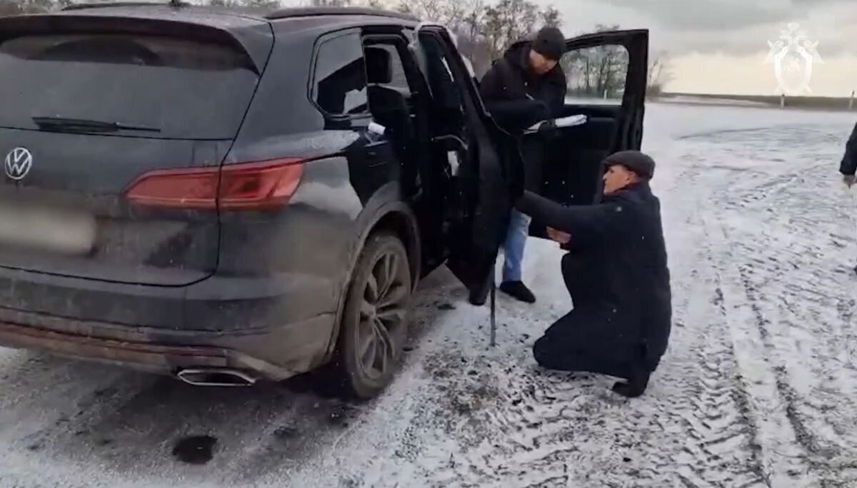 Покушение на белого. Расстрелянный автомобиль.