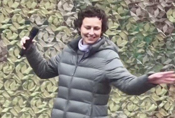    Кадр из видео выступления Юлии Чичериной