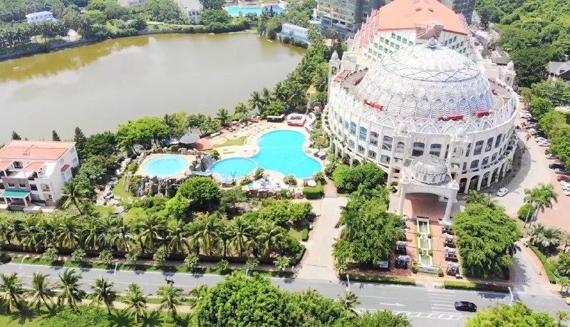 «Universal Resort 5*»