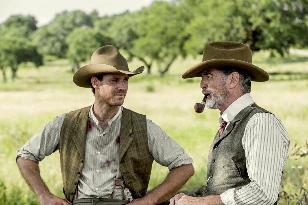 Илай с младшим сыном Питом (Генри Гаррет)