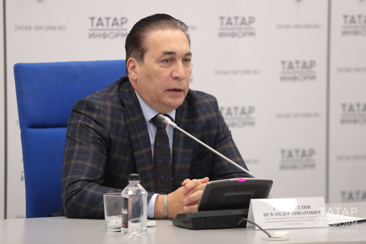 ​Искандер Гиниятуллин: «Зимой мы любим, чтобы у нас было тепло, и редко задумываемся о такой скрытой опасности. В «запечатанных» квартирах и происходят отравления газом». Фото: © Рамиль Гали / «Татар-информ»