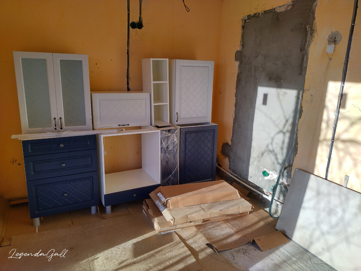 Это такая кухня у нее будет
