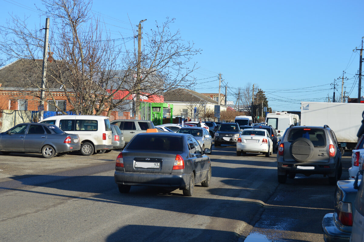 Фото автора. 28.12.2023. Богом забытый провинциальный городок! Извините, но спешить нам не куда, туда все успеем.