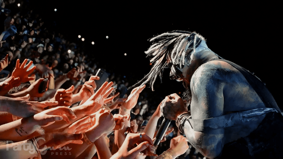 На концерте Mudvayne
