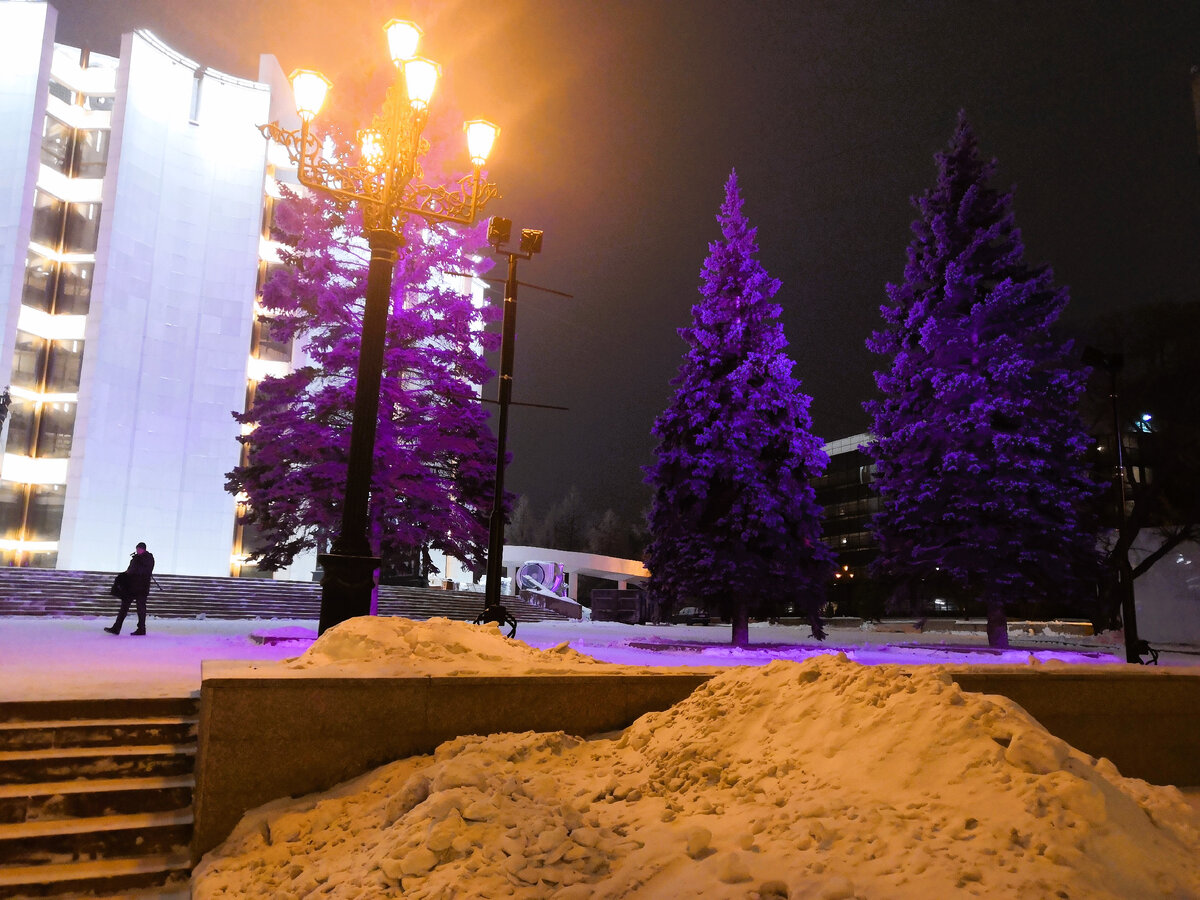 а Челябинск вообще красивый город, делать фотографии так и тянет постоянно.