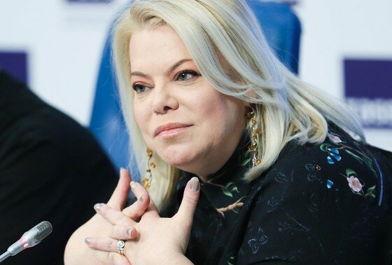    Яна Поплавская