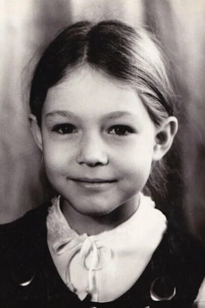 Эльвира Болгова в детстве 