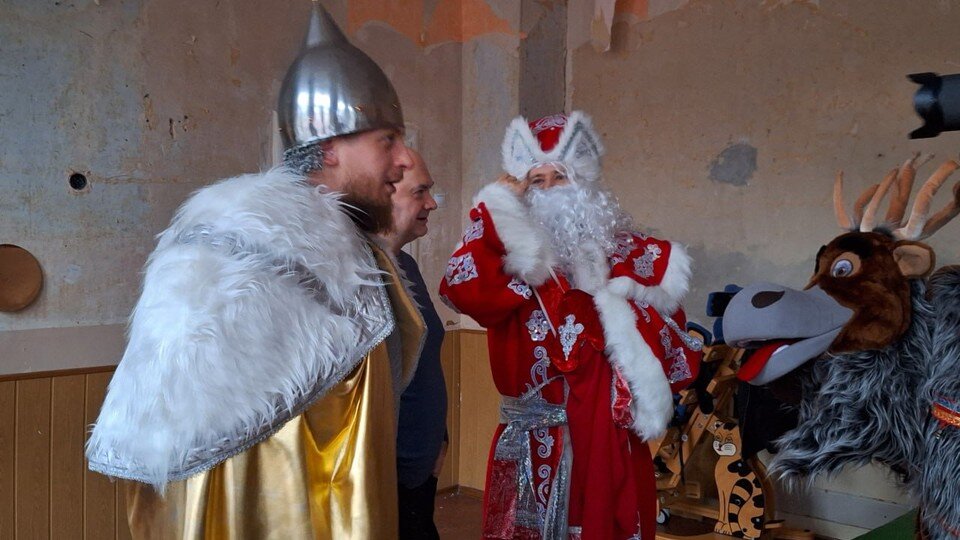    Благотворители из Москвы, Краснодара и Питера устроили праздник для детей инвалидов в Донецке Александр ПАРШИН