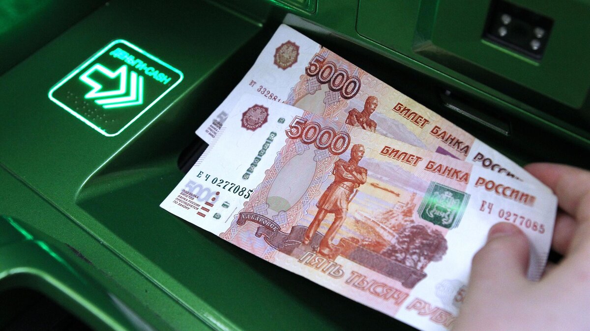    Как отразится новый закон о запрете повышения ставки по ипотеке при отказе от страхования на россиянах?© РИА Новости / Мария Девахина