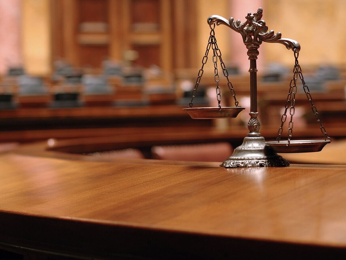    Суд присяжных© Fotolia / Corgarashu