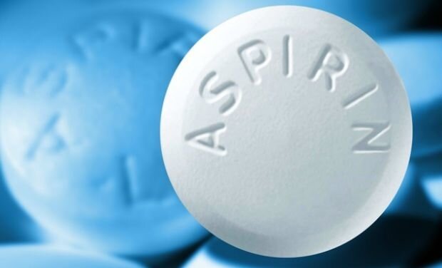 Аспирин и алкоголь — два вещества, часто использующиеся практически единовременно, так как человек употребляет аспирин чаще всего в целях снятия похмелья еще до полного выделения этанола из...