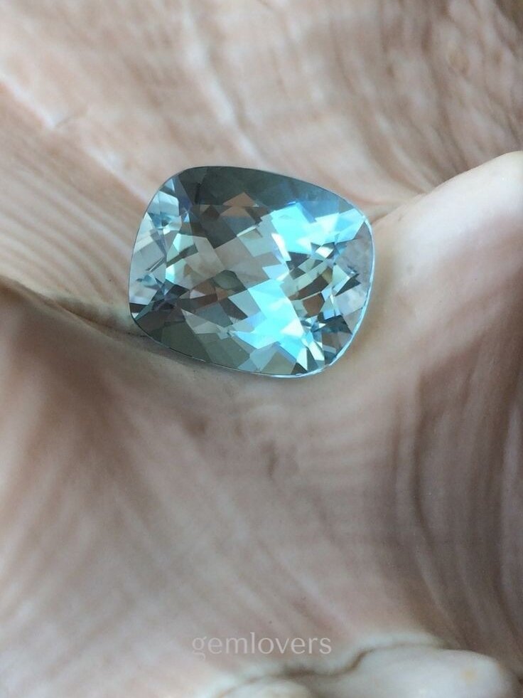 Аквамарин. Фото из открытых источников